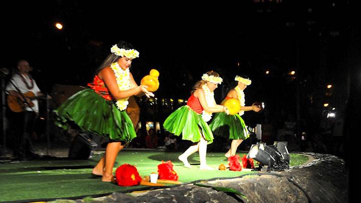 ハワイの伝統文化 ”フラ”に親しもう | ハワイに恋して！ | 旅・グルメ