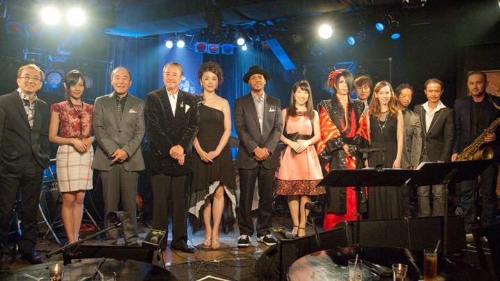 吉幾三【世界初 スナックおしのびライブ】 希少 吉幾三 世界初 スナックおしのびライブ - メルカリ