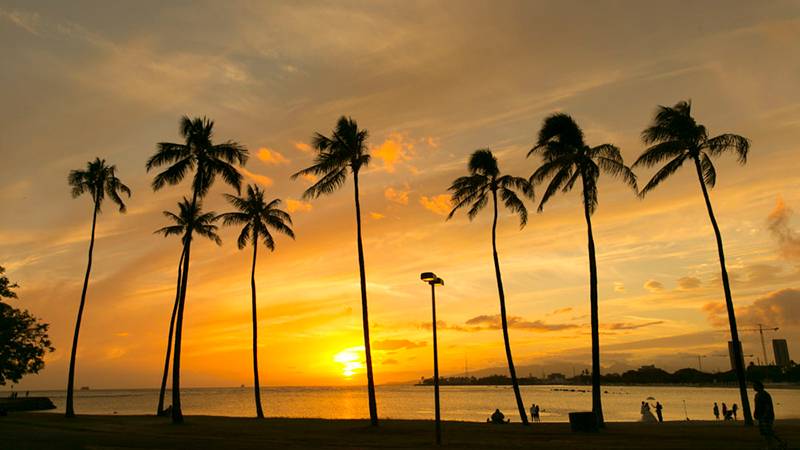figmari　サンセットブルーハワイ　シーグラス／天然石／夏／海／夕日 サンセットセーリング マカニ号 嬉しいドリンク追加オプション