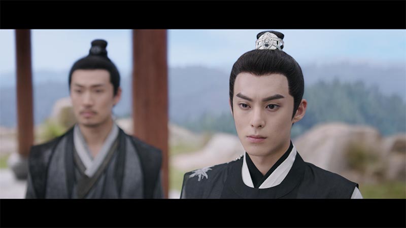 ドラゴンストーム　新品未開封 中国台湾版　24時間以内発送 ワンピースカード 中国 1周年 限定 新品 未開封 1箱 青ナミ 赤ナミ