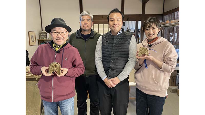 8【静岡】伝統工芸品「鬼瓦」に挑戦！ | 久住昌之のニッポン箸休め