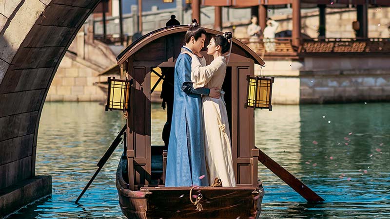 『夢華録 むかろく』12巻セット レンタル使用済DVD Amazon.co.jp: 夢華録(むかろく) DVD-SET1 : リウ・イーフェイ