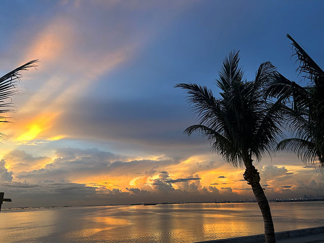 フィリピンの楽園・セブ島で、岸明日香がシュノーケルやカジノに挑戦