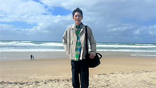 小泉孝太郎来年旅するゴルフ聖地セントアンドリュース　オールドコース現地購入 小泉孝太郎が名キャディと名門コースでゴルフを堪能 「NEXT TRIP