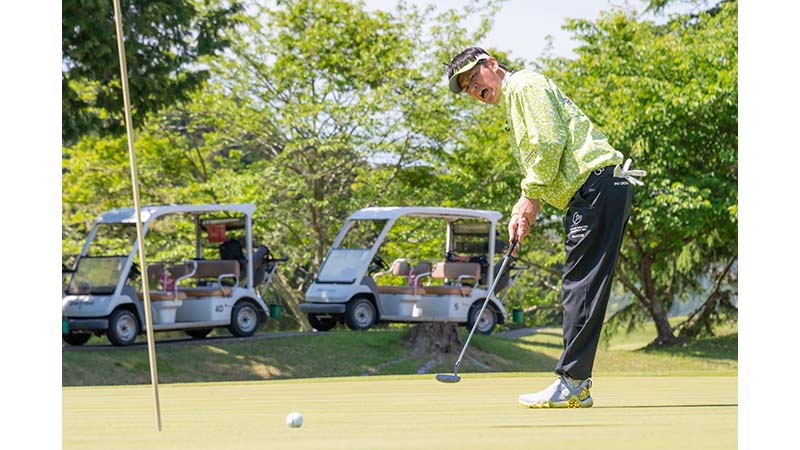 ＃7「ゴルフプレーカードゲームで対決③」 岡田圭右の出た！PARGOLF！ スポーツ番組 BS無料放送ならBS12（トゥエルビ）
