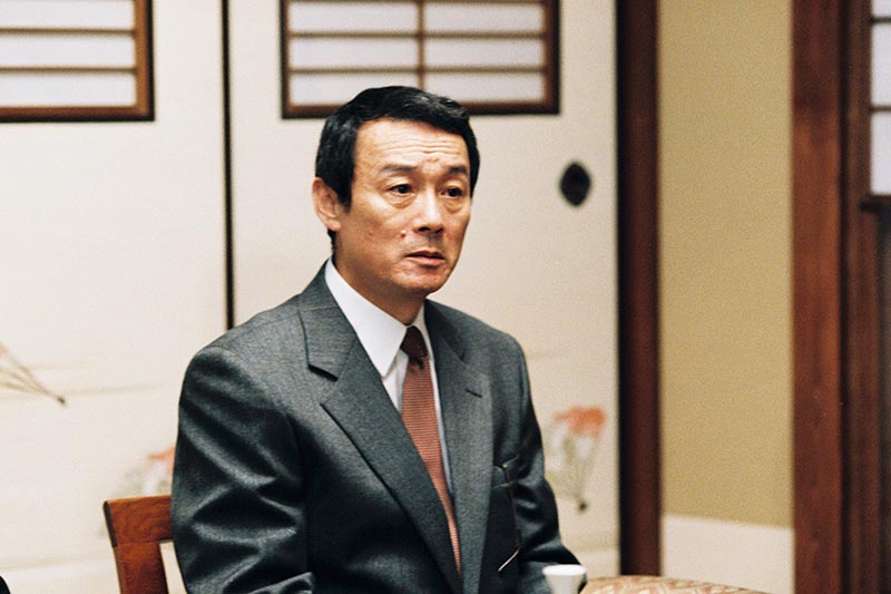 第3話 土下座 | 白い巨塔 | 無料ドラマ・映画 | BS無料放送ならBS12