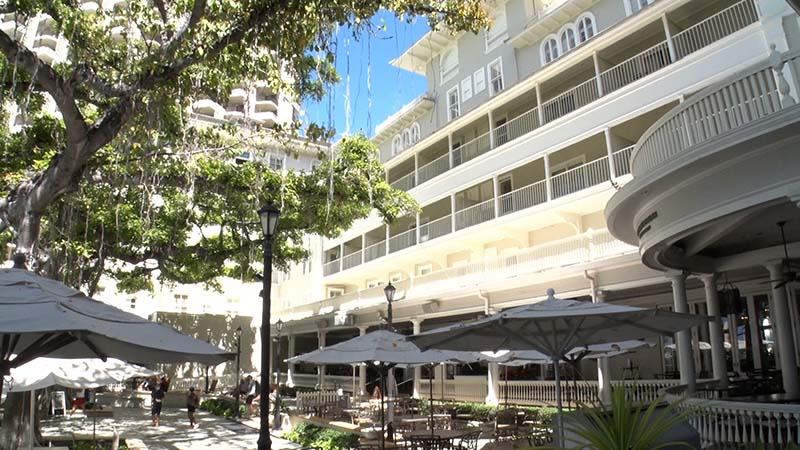 128「ワイキキ最古のホテル モアナサーフライダー大特集」 | ハワイに